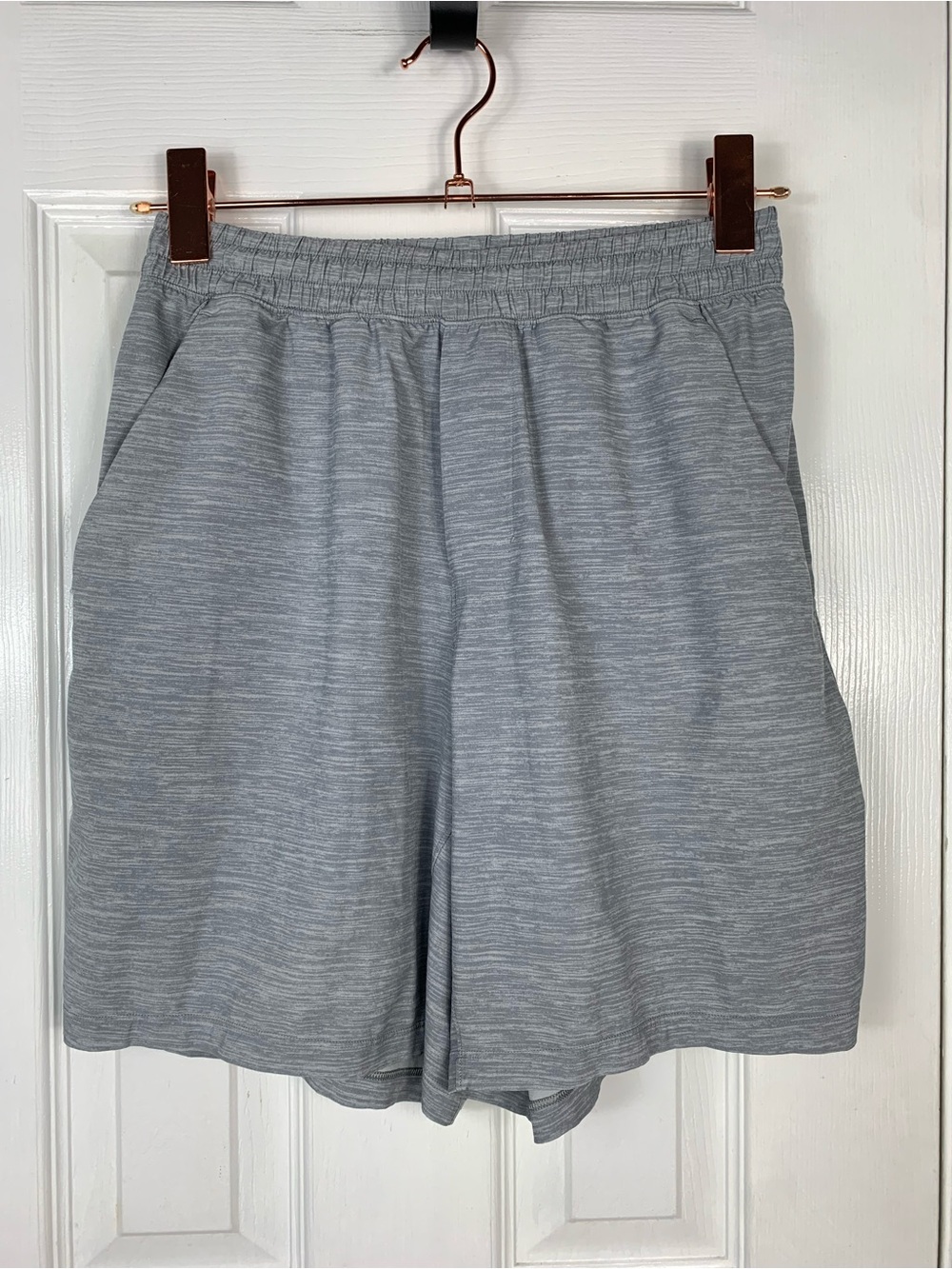 Lululemon Pace Breaker Short Size Small Linerless 7"